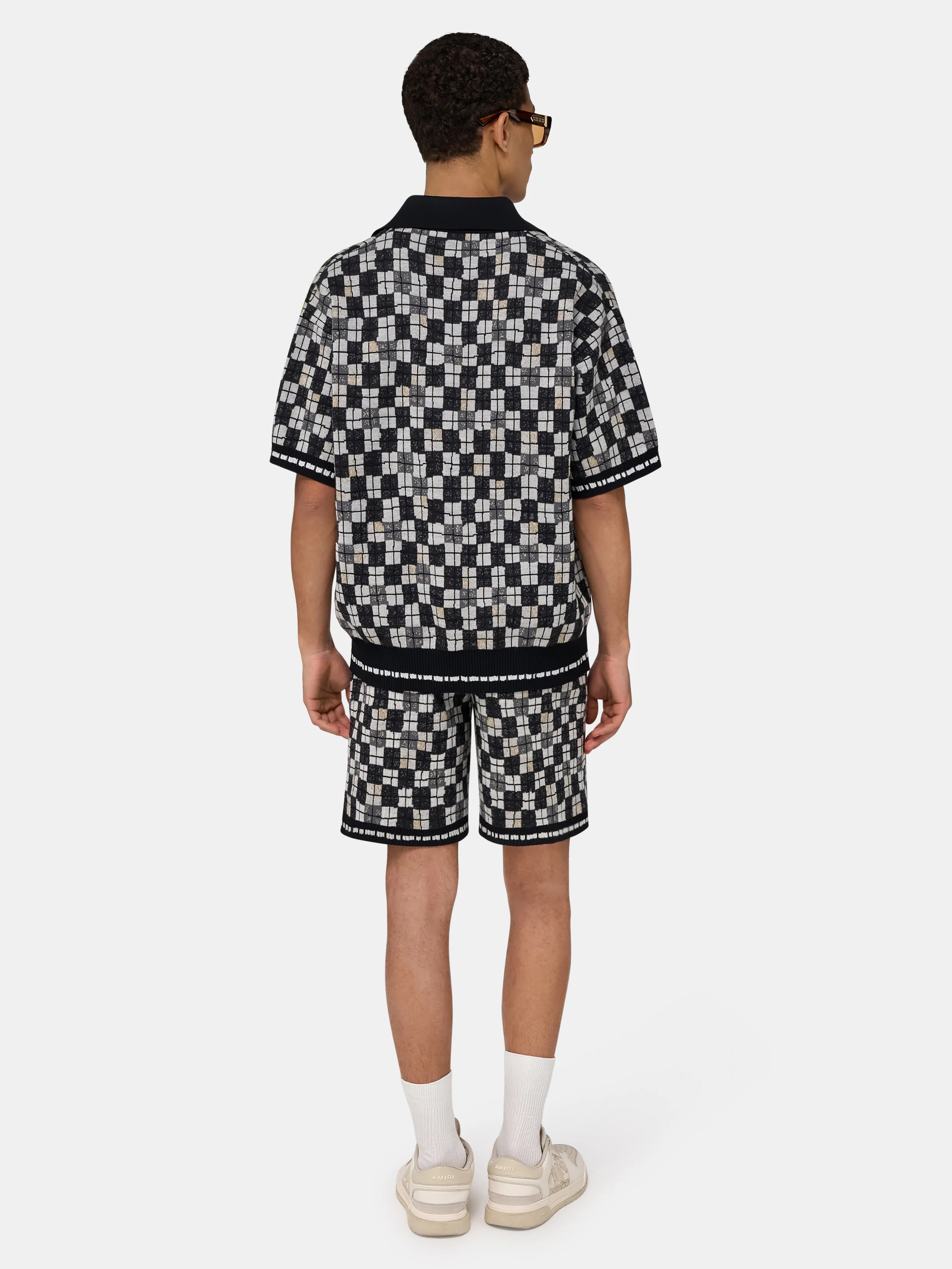 CHATEAU CREST SHORT - Black - Image 4